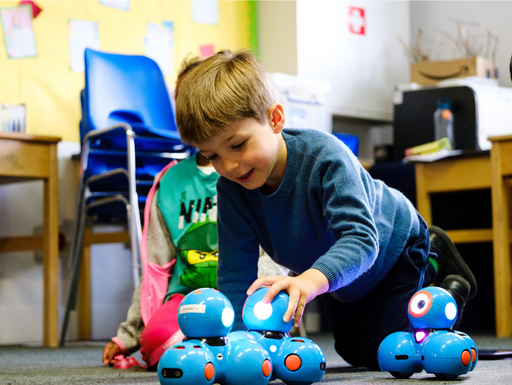 Explorers: Scratch and Robotics