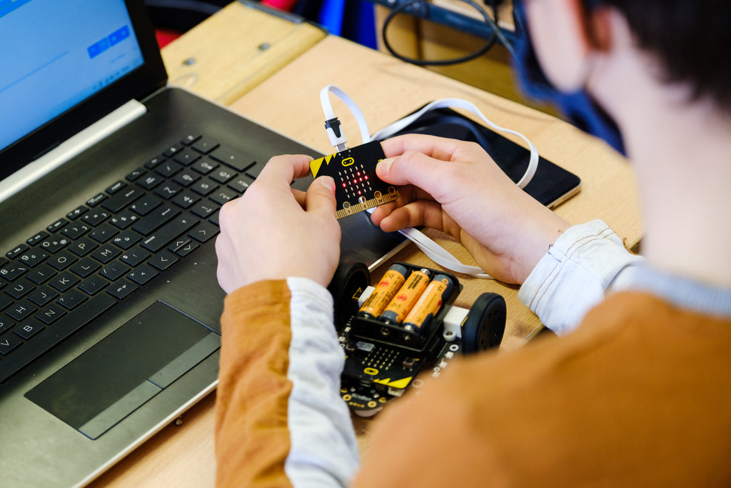 Adventurers: Spooky Micro:bit Magic